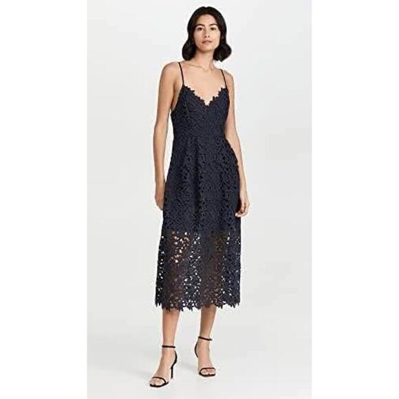 ASTR the label Women's Small Black Sleeveless Lace Fit & Flare Midi Dress - Picture 1 of 5